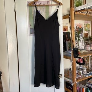 Express Black V Neck / Slide Slit Dress